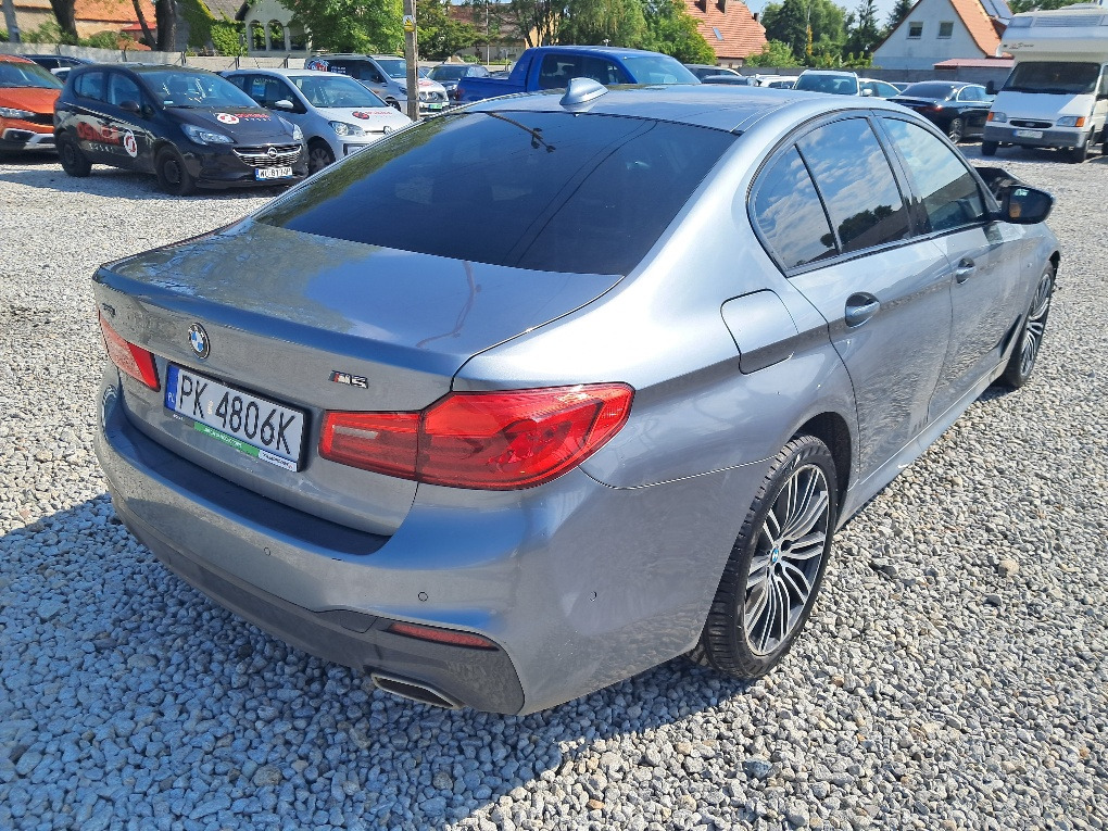 BMW 520D XDRIVE SEDAN - Sedan: afbeelding 4 BMW 520D XDRIVE SEDAN - Sedan: afbeelding 4