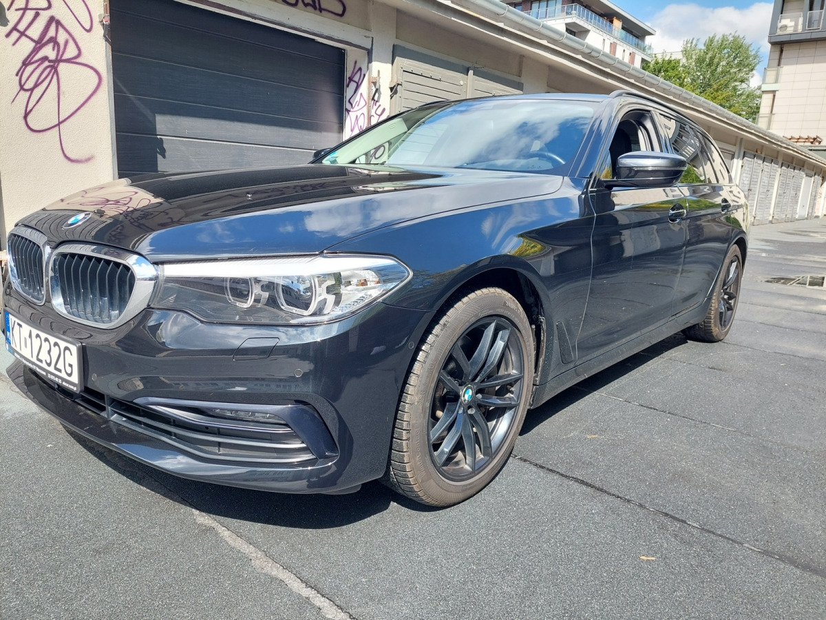 BMW 530I XDRIVE KOMBI - Personenwagen: afbeelding 2 BMW 530I XDRIVE KOMBI - Personenwagen: afbeelding 2