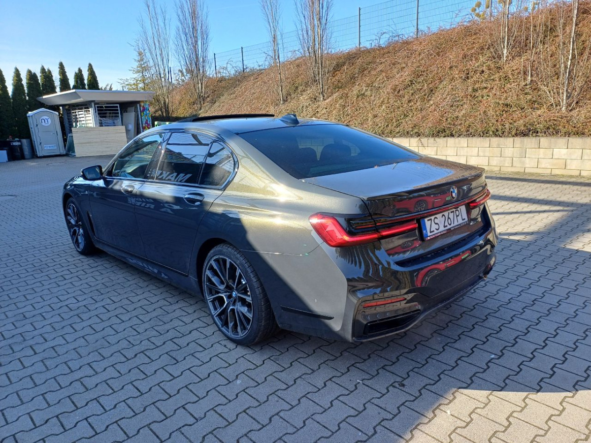 BMW 750I SEDAN - Sedan: afbeelding 4 BMW 750I SEDAN - Sedan: afbeelding 4