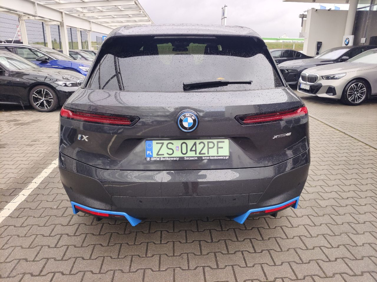 BMW iX XDRIVE40 SUV - SUV: afbeelding 4 BMW iX XDRIVE40 SUV - SUV: afbeelding 4