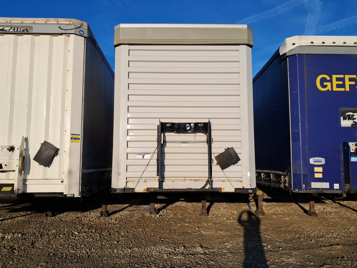 CIMC VEHICLES FIRANA - Aanhangwagen met huif: afbeelding 2 CIMC VEHICLES FIRANA - Aanhangwagen met huif: afbeelding 2