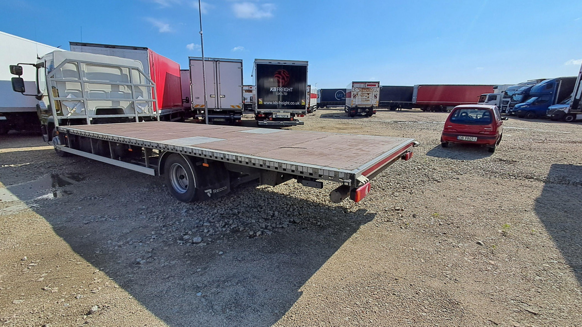 DAF LF230 FA 108/ZPL + NACZEPA REDOS - Vrachtwagen met open laadbak: afbeelding 5 DAF LF230 FA 108/ZPL + NACZEPA REDOS - Vrachtwagen met open laadbak: afbeelding 5