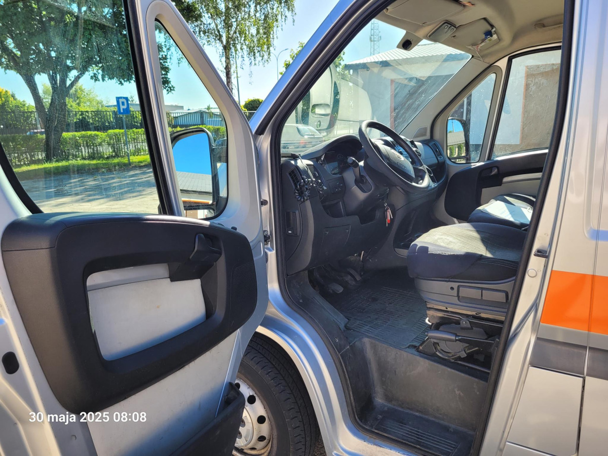 FIAT DUCATO FURGON BLASZAK - Gesloten bestelwagen: afbeelding 5 FIAT DUCATO FURGON BLASZAK - Gesloten bestelwagen: afbeelding 5