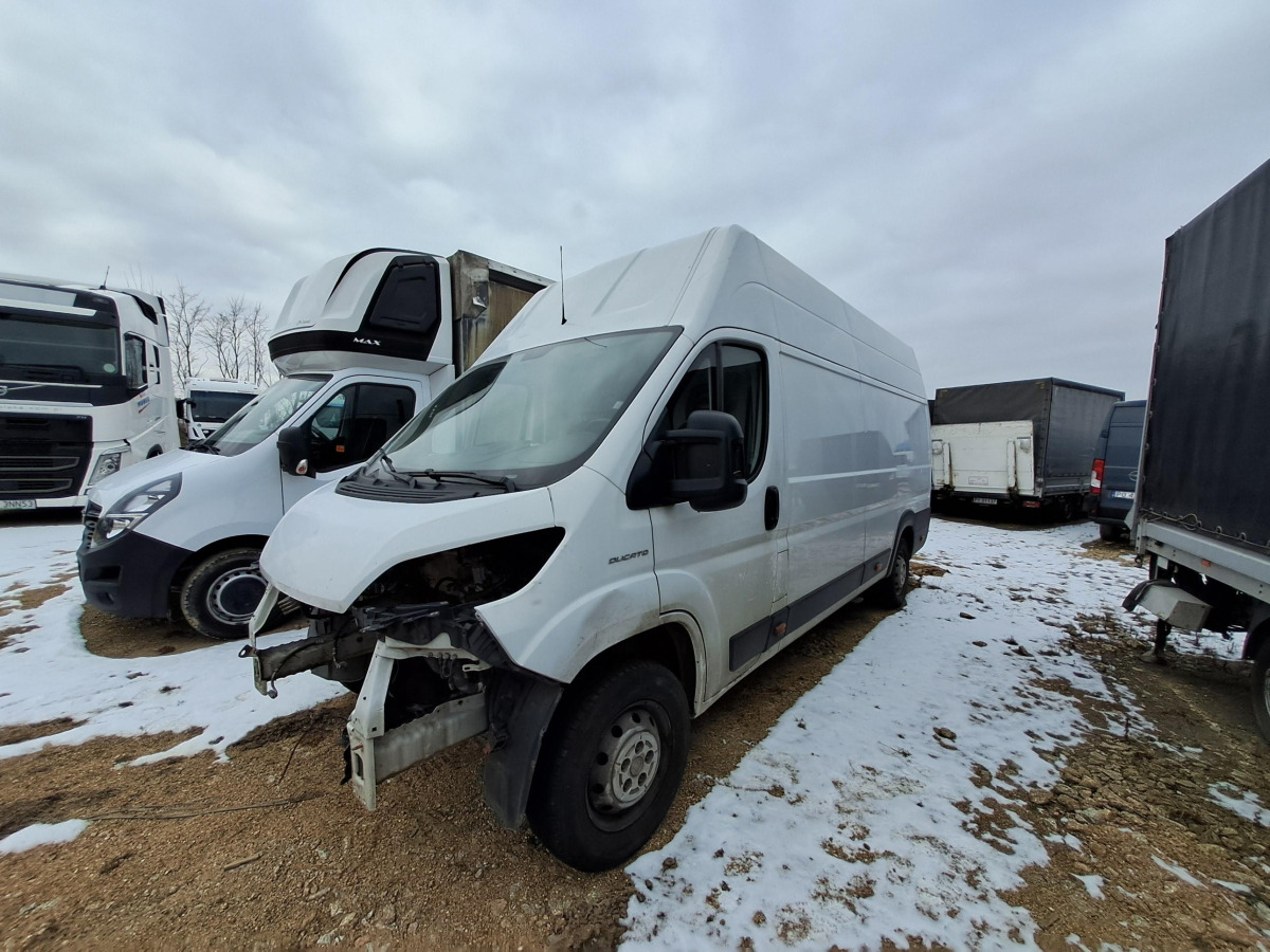 FIAT DUCATO FURGON BLASZAK - Gesloten bestelwagen: afbeelding 3 FIAT DUCATO FURGON BLASZAK - Gesloten bestelwagen: afbeelding 3