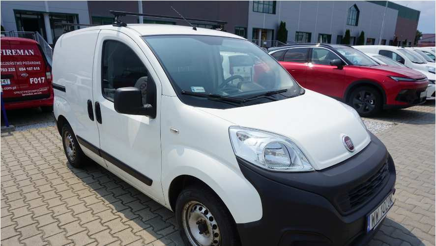Gesloten bestelwagen FIAT FIORINO FURGON BLASZAK: afbeelding 1