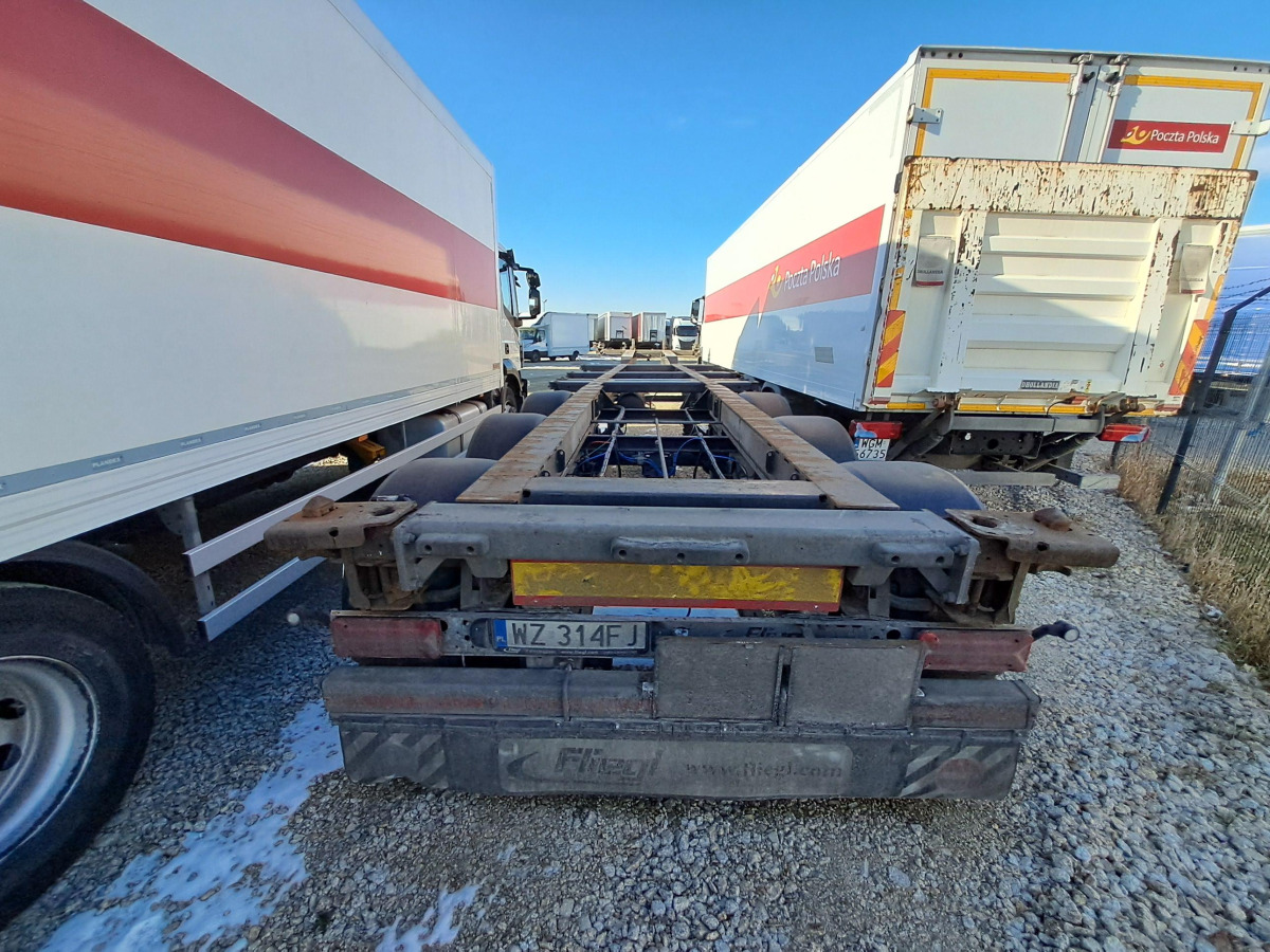FLIEGL SDS 380 POD KONTENERY - Containertransporter/ Wissellaadbak aanhangwagen: afbeelding 4 FLIEGL SDS 380 POD KONTENERY - Containertransporter/ Wissellaadbak aanhangwagen: afbeelding 4