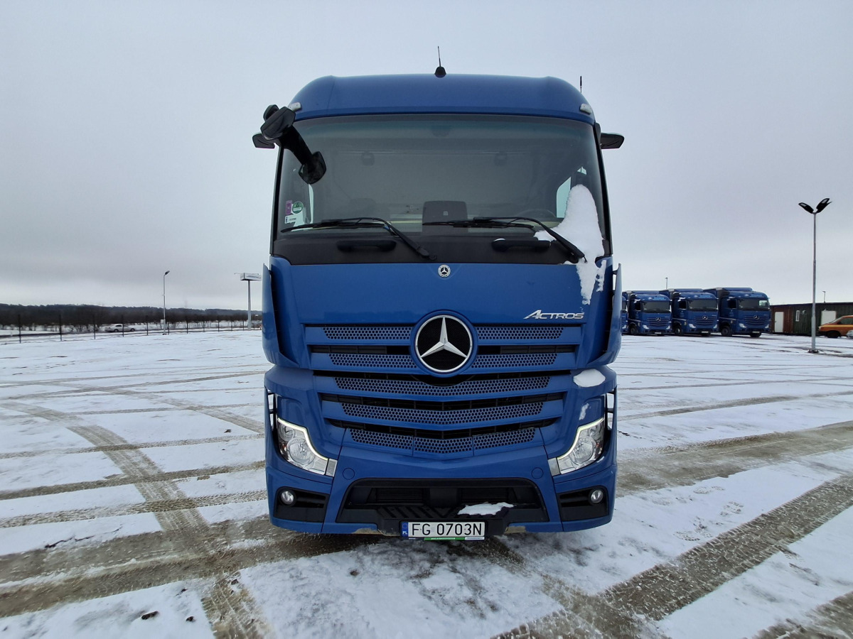GNIOTPOL G1216 POD KONTENERY - Schuifzeilen vrachtwagen: afbeelding 3 GNIOTPOL G1216 POD KONTENERY - Schuifzeilen vrachtwagen: afbeelding 3