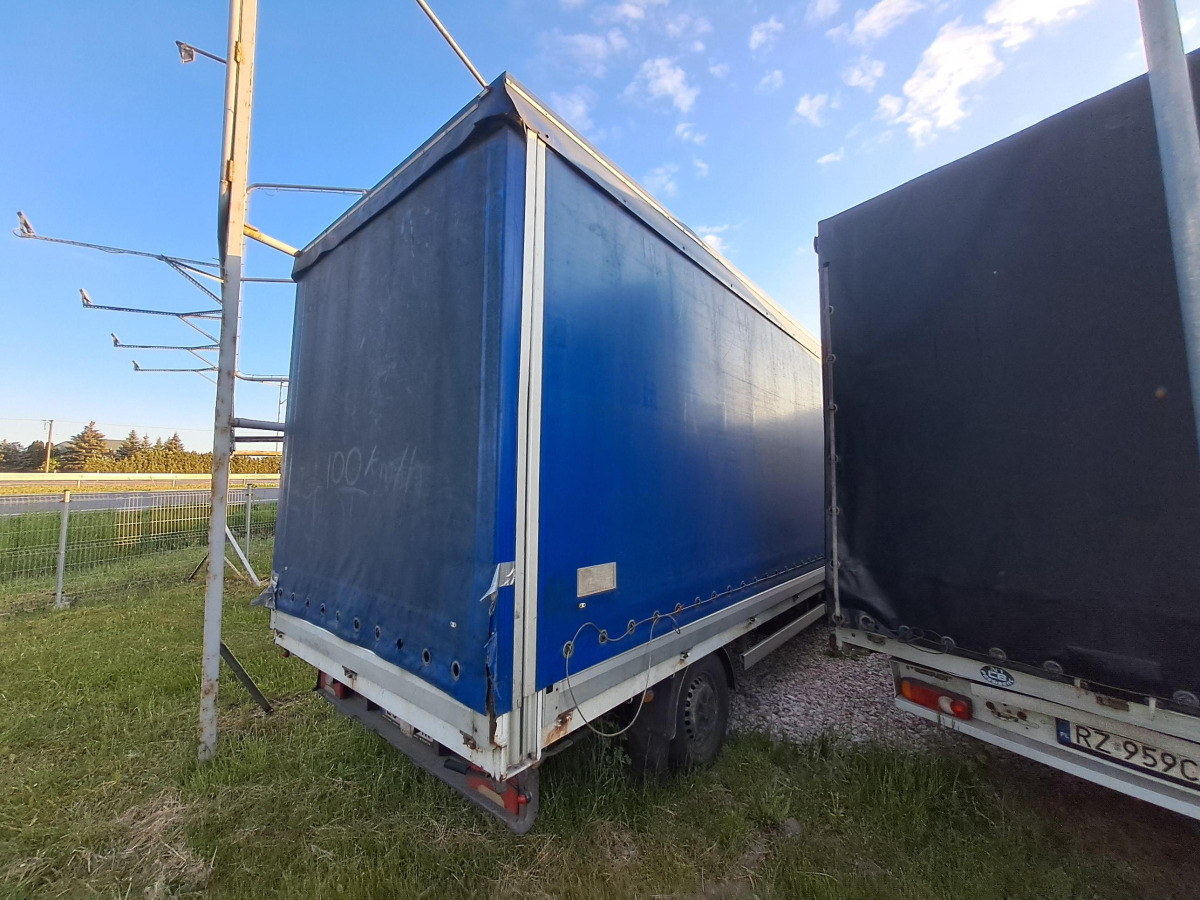 IVECO 35S18 PLANDEKA - Schuifzeilen bestelwagen: afbeelding 4 IVECO 35S18 PLANDEKA - Schuifzeilen bestelwagen: afbeelding 4