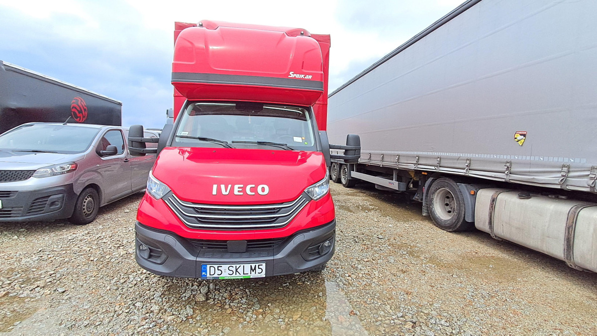 IVECO 50C18 PLANDEKA - Schuifzeilen bestelwagen: afbeelding 2 IVECO 50C18 PLANDEKA - Schuifzeilen bestelwagen: afbeelding 2