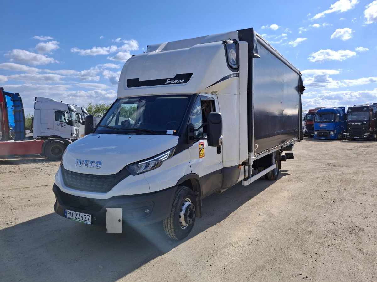 IVECO 70C18 PLANDEKA Z WINDĄ - Schuifzeilen bestelwagen: afbeelding 2 IVECO 70C18 PLANDEKA Z WINDĄ - Schuifzeilen bestelwagen: afbeelding 2