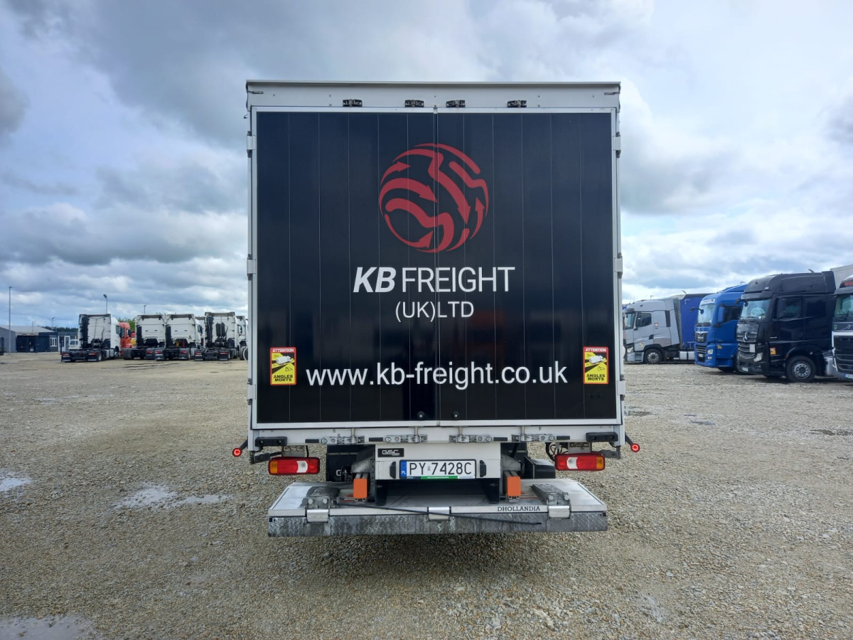 IVECO 70C18 PLANDEKA Z WINDĄ - Schuifzeilen bestelwagen: afbeelding 4 IVECO 70C18 PLANDEKA Z WINDĄ - Schuifzeilen bestelwagen: afbeelding 4