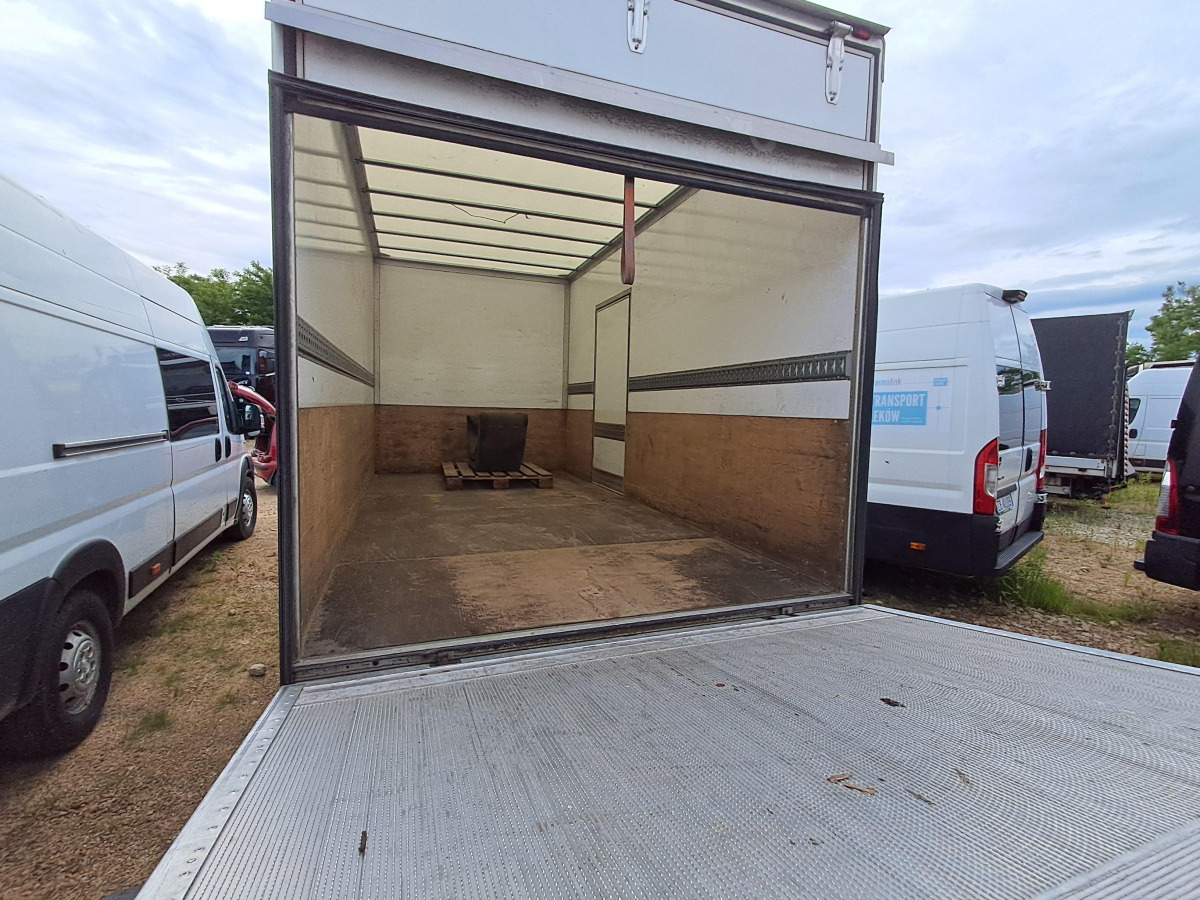 IVECO DAILY KONTENER Z WINDĄ - Bakwagen: afbeelding 5 IVECO DAILY KONTENER Z WINDĄ - Bakwagen: afbeelding 5