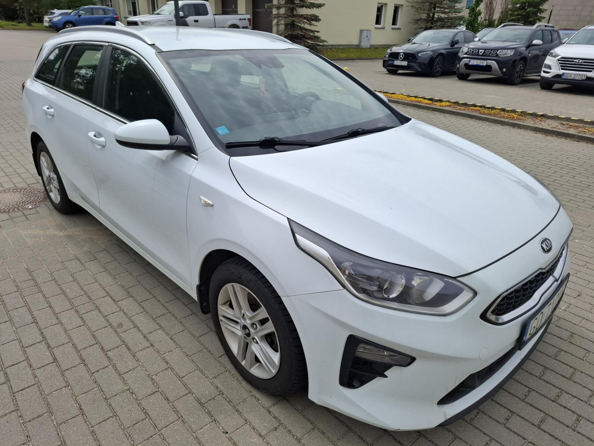 KIA CEED KOMBI - Personenwagen: afbeelding 1 KIA CEED KOMBI - Personenwagen: afbeelding 1