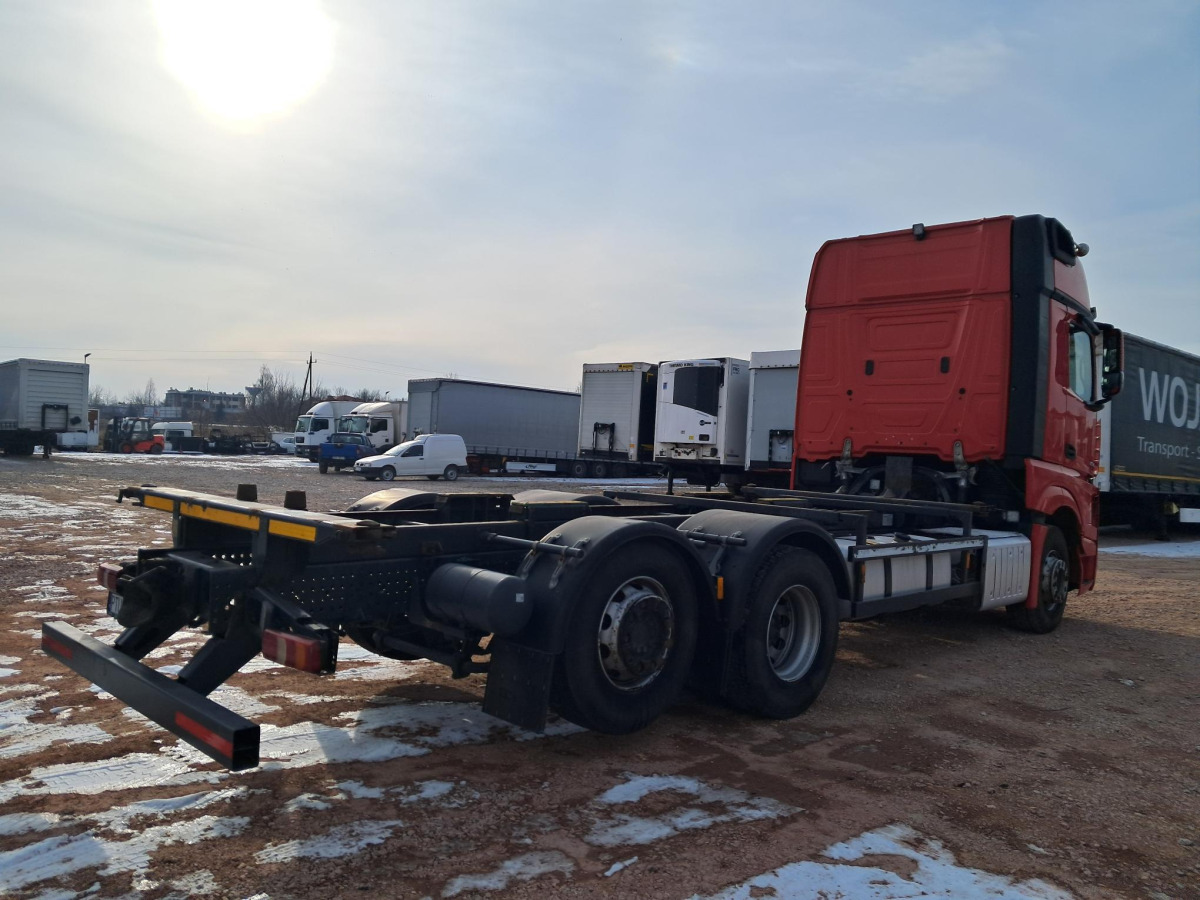 MERCEDES BENZ ACTROS BDF - Containertransporter/ Wissellaadbak vrachtwagen: afbeelding 4 MERCEDES BENZ ACTROS BDF - Containertransporter/ Wissellaadbak vrachtwagen: afbeelding 4