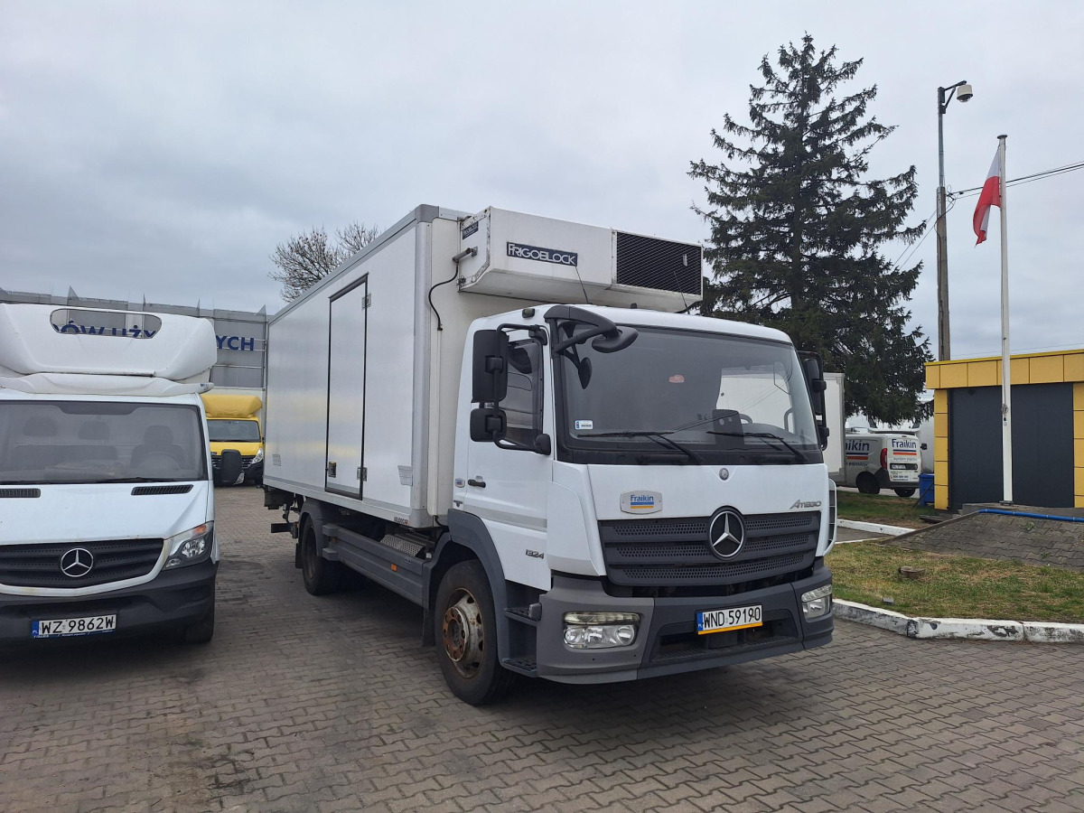MERCEDES BENZ ATEGO CHŁODNIA Z AGREGATEM - Koelwagen vrachtwagen: afbeelding 1 MERCEDES BENZ ATEGO CHŁODNIA Z AGREGATEM - Koelwagen vrachtwagen: afbeelding 1