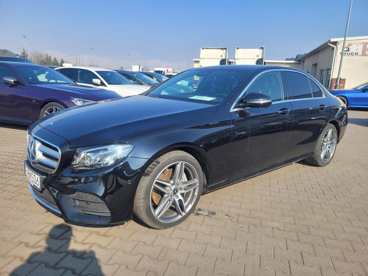 MERCEDES BENZ E 220 D 4MATIC SEDAN - Personenwagen: afbeelding 3 MERCEDES BENZ E 220 D 4MATIC SEDAN - Personenwagen: afbeelding 3
