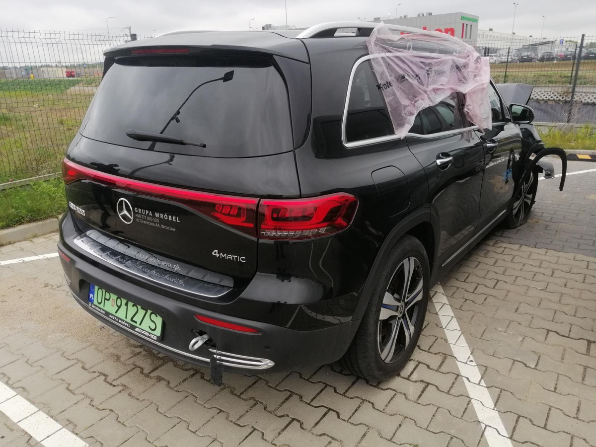 MERCEDES BENZ EQB 300 4MATIC SUV - SUV: afbeelding 4 MERCEDES BENZ EQB 300 4MATIC SUV - SUV: afbeelding 4