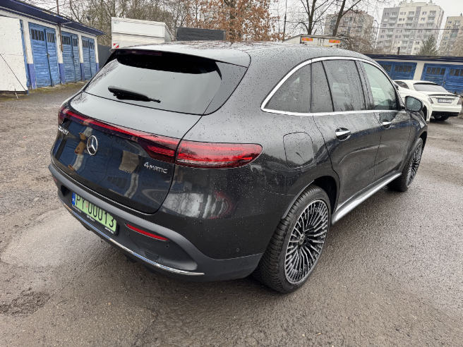 MERCEDES BENZ EQC 400 4MATIC SUV - SUV: afbeelding 4 MERCEDES BENZ EQC 400 4MATIC SUV - SUV: afbeelding 4