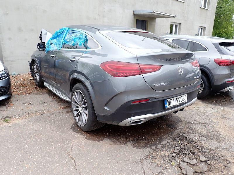 MERCEDES BENZ GLE SEDAN - Sedan: afbeelding 4 MERCEDES BENZ GLE SEDAN - Sedan: afbeelding 4