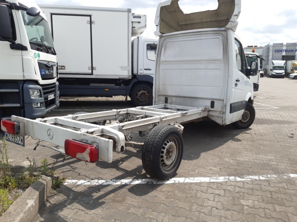 MERCEDES BENZ SPRINTER RAMA DO ZABUDOWY - Chassis vrachtwagen: afbeelding 3 MERCEDES BENZ SPRINTER RAMA DO ZABUDOWY - Chassis vrachtwagen: afbeelding 3