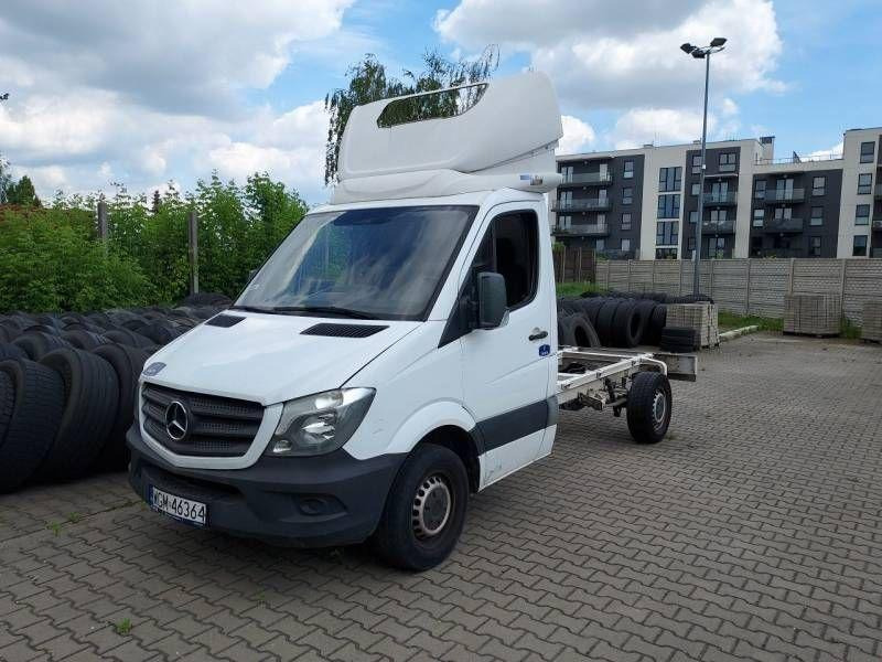 MERCEDES BENZ SPRINTER RAMA DO ZABUDOWY - Chassis vrachtwagen: afbeelding 2 MERCEDES BENZ SPRINTER RAMA DO ZABUDOWY - Chassis vrachtwagen: afbeelding 2