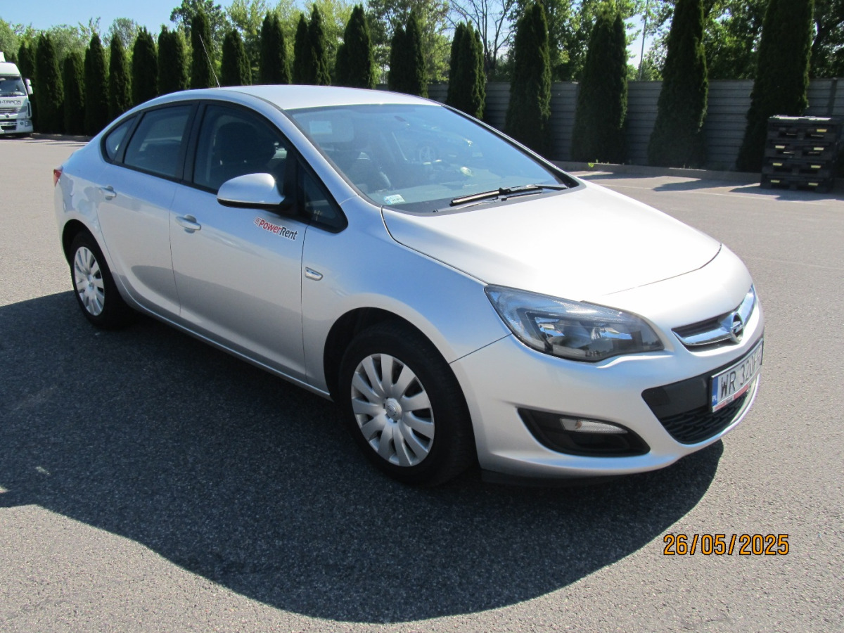 OPEL ASTRA SEDAN - Sedan: afbeelding 1 OPEL ASTRA SEDAN - Sedan: afbeelding 1