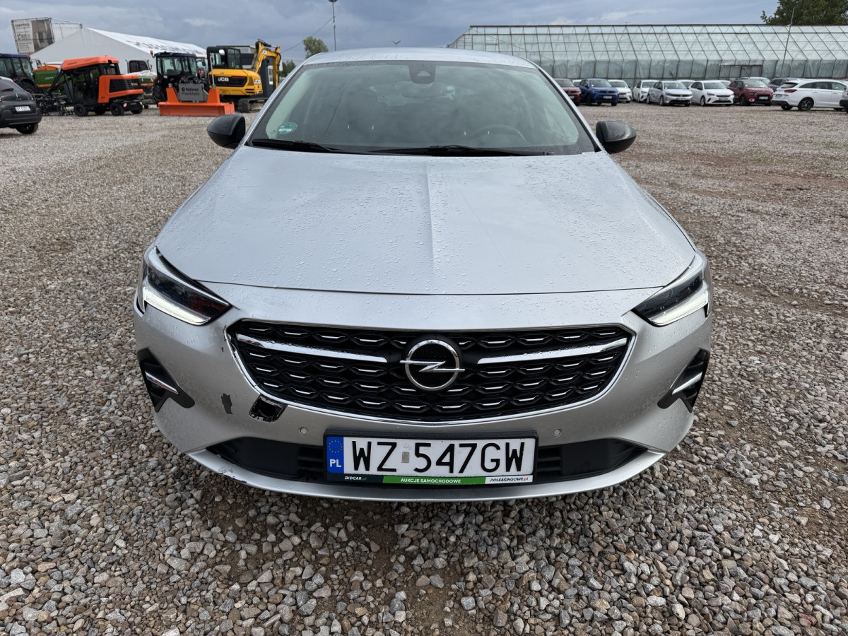 OPEL INSIGNIA LIFTBACK - Personenwagen: afbeelding 2 OPEL INSIGNIA LIFTBACK - Personenwagen: afbeelding 2