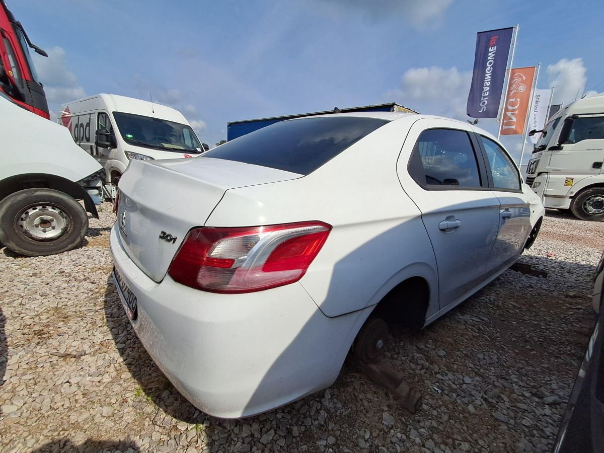 PEUGEOT 301 SEDAN - Sedan: afbeelding 4 PEUGEOT 301 SEDAN - Sedan: afbeelding 4