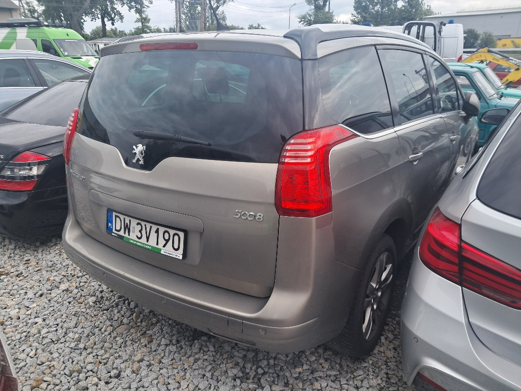 PEUGEOT 5008 KOMBI - Personenwagen: afbeelding 3 PEUGEOT 5008 KOMBI - Personenwagen: afbeelding 3