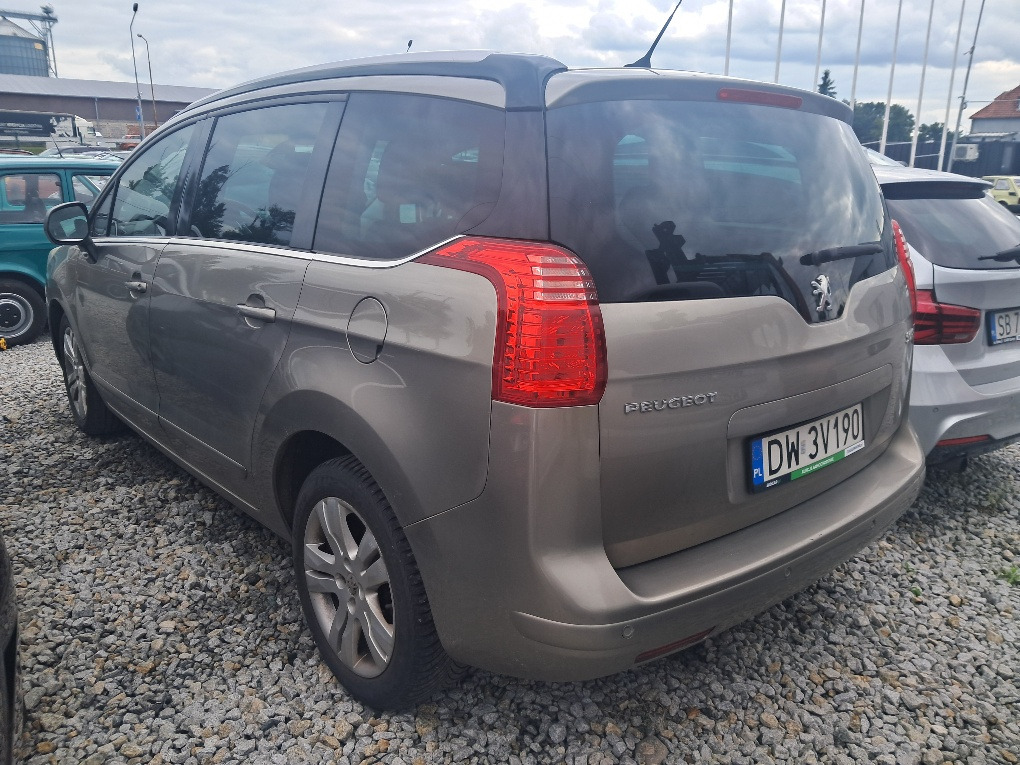 PEUGEOT 5008 KOMBI - Personenwagen: afbeelding 4 PEUGEOT 5008 KOMBI - Personenwagen: afbeelding 4