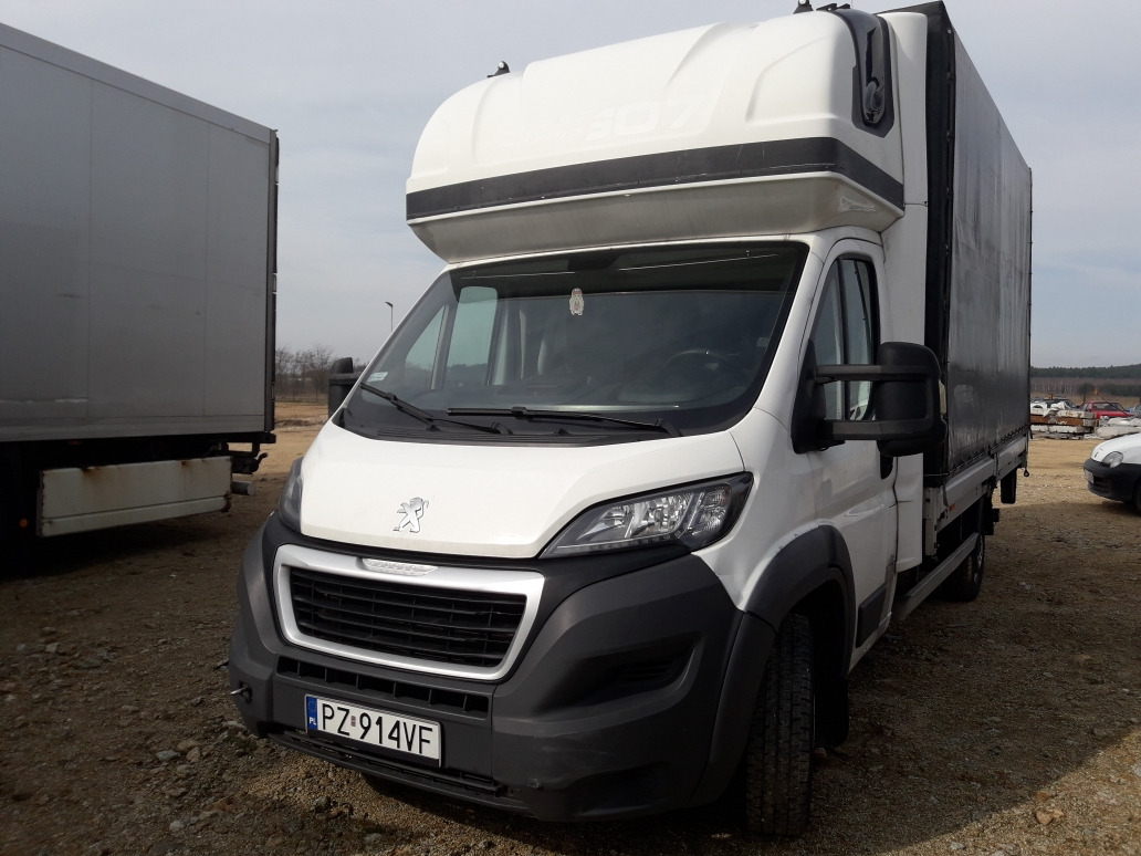 PEUGEOT BOXER PLANDEKA - Schuifzeilen bestelwagen: afbeelding 2 PEUGEOT BOXER PLANDEKA - Schuifzeilen bestelwagen: afbeelding 2