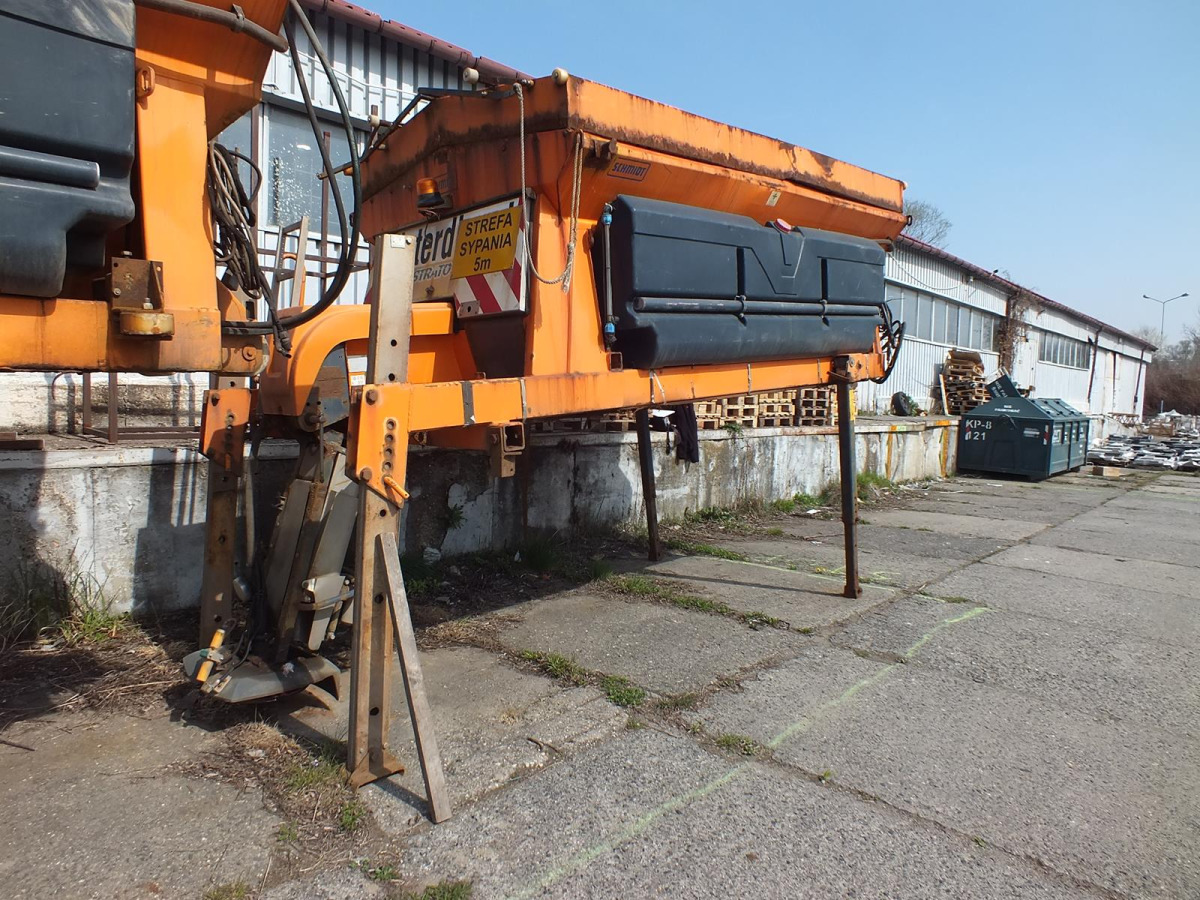 SCHMIDT STRATOS S40-36 - Zout/ Zandstrooier: afbeelding 4 SCHMIDT STRATOS S40-36 - Zout/ Zandstrooier: afbeelding 4