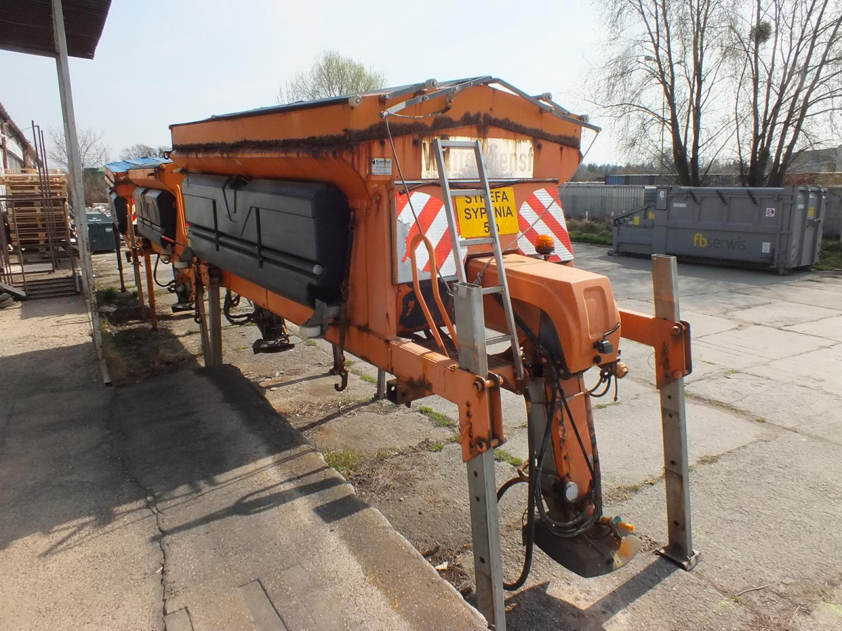 SCHMIDT STRATOS S40-36 - Zout/ Zandstrooier: afbeelding 1 SCHMIDT STRATOS S40-36 - Zout/ Zandstrooier: afbeelding 1