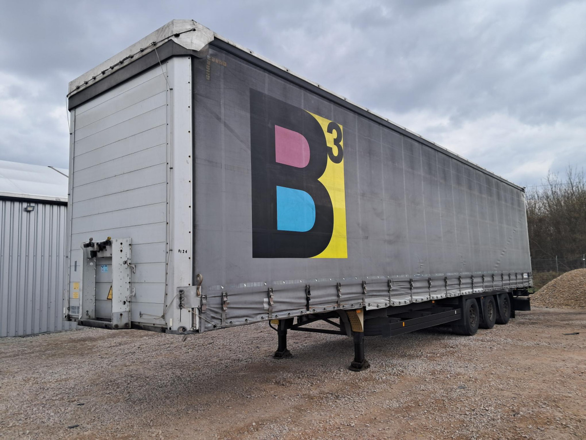 SCHMITZ SCB S3 FIRANA - Aanhangwagen met huif: afbeelding 2 SCHMITZ SCB S3 FIRANA - Aanhangwagen met huif: afbeelding 2