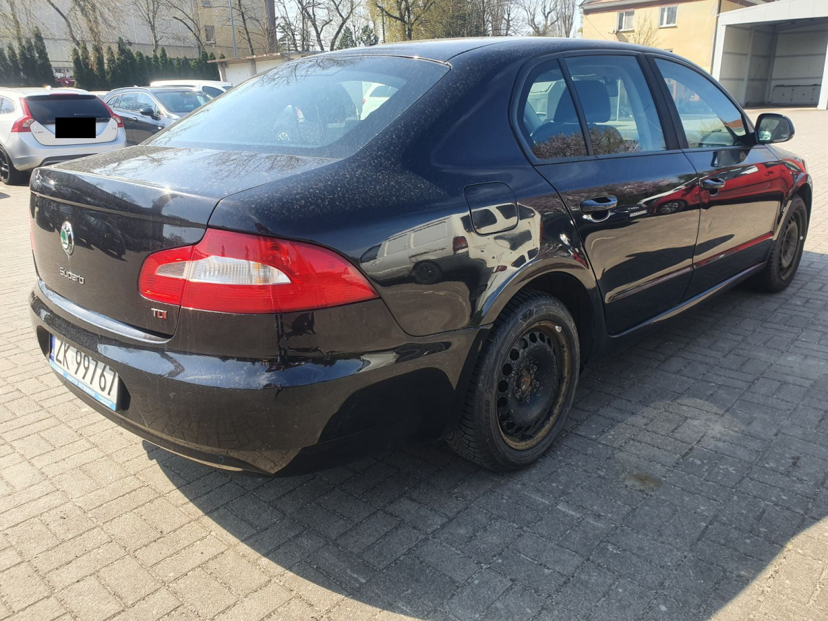 SKODA SUPERB SEDAN - Sedan: afbeelding 4 SKODA SUPERB SEDAN - Sedan: afbeelding 4