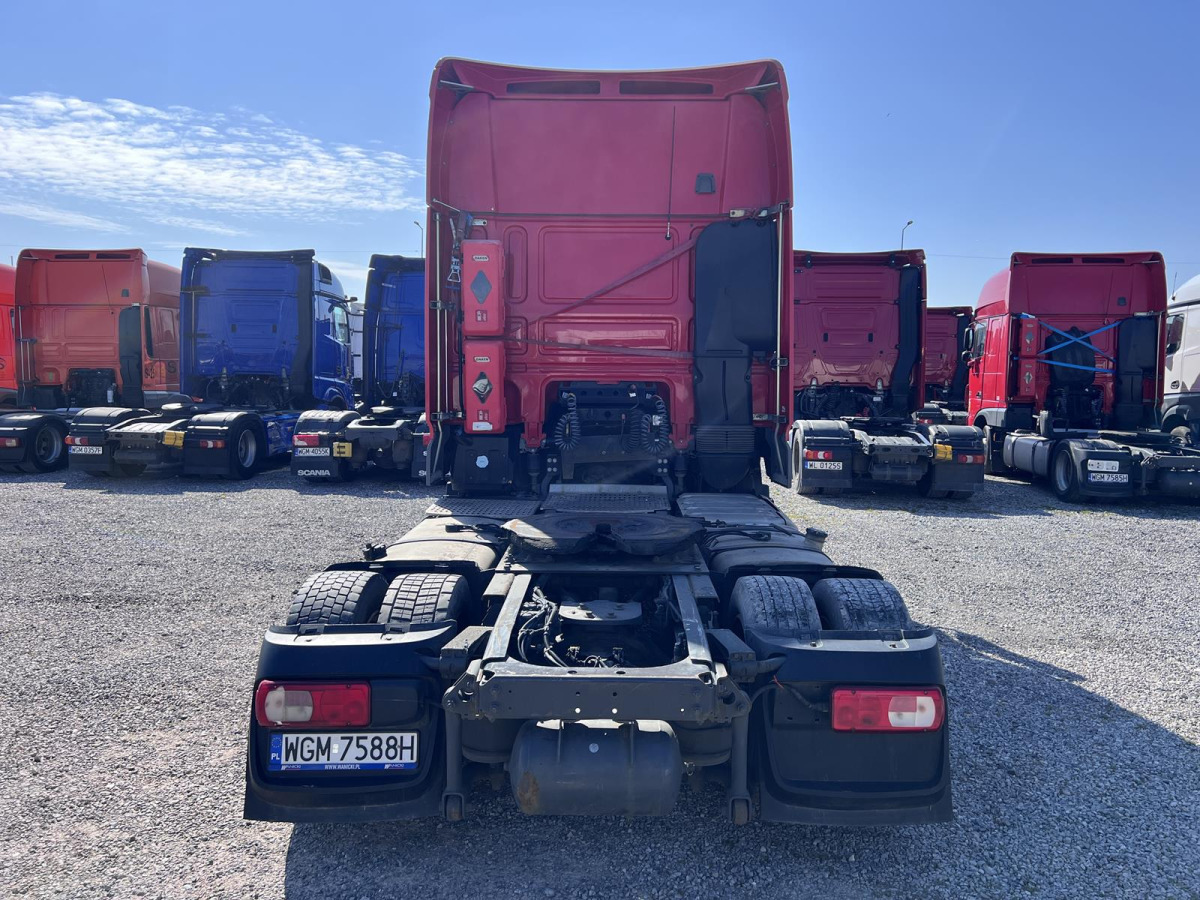 DAF XF 460 FT EURO 6 LOW DECK SUPER SPACE CAB CIĄGNIK SIODŁOWY - Trekker: afbeelding 5 DAF XF 460 FT EURO 6 LOW DECK SUPER SPACE CAB CIĄGNIK SIODŁOWY - Trekker: afbeelding 5