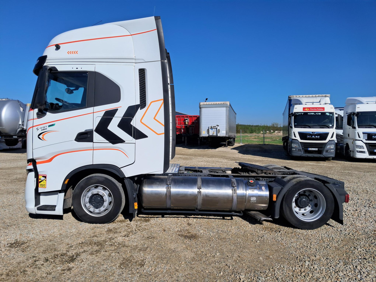 IVECO AS440ST/FP LT LNG CIĄGNIK SIODŁOWY - Trekker: afbeelding 4 IVECO AS440ST/FP LT LNG CIĄGNIK SIODŁOWY - Trekker: afbeelding 4
