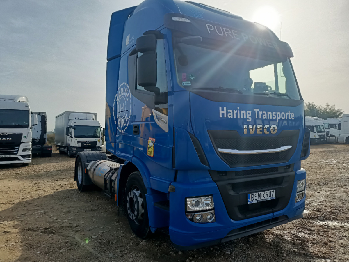 IVECO STRALIS CIĄGNIK SIODŁOWY - Trekker: afbeelding 1 IVECO STRALIS CIĄGNIK SIODŁOWY - Trekker: afbeelding 1