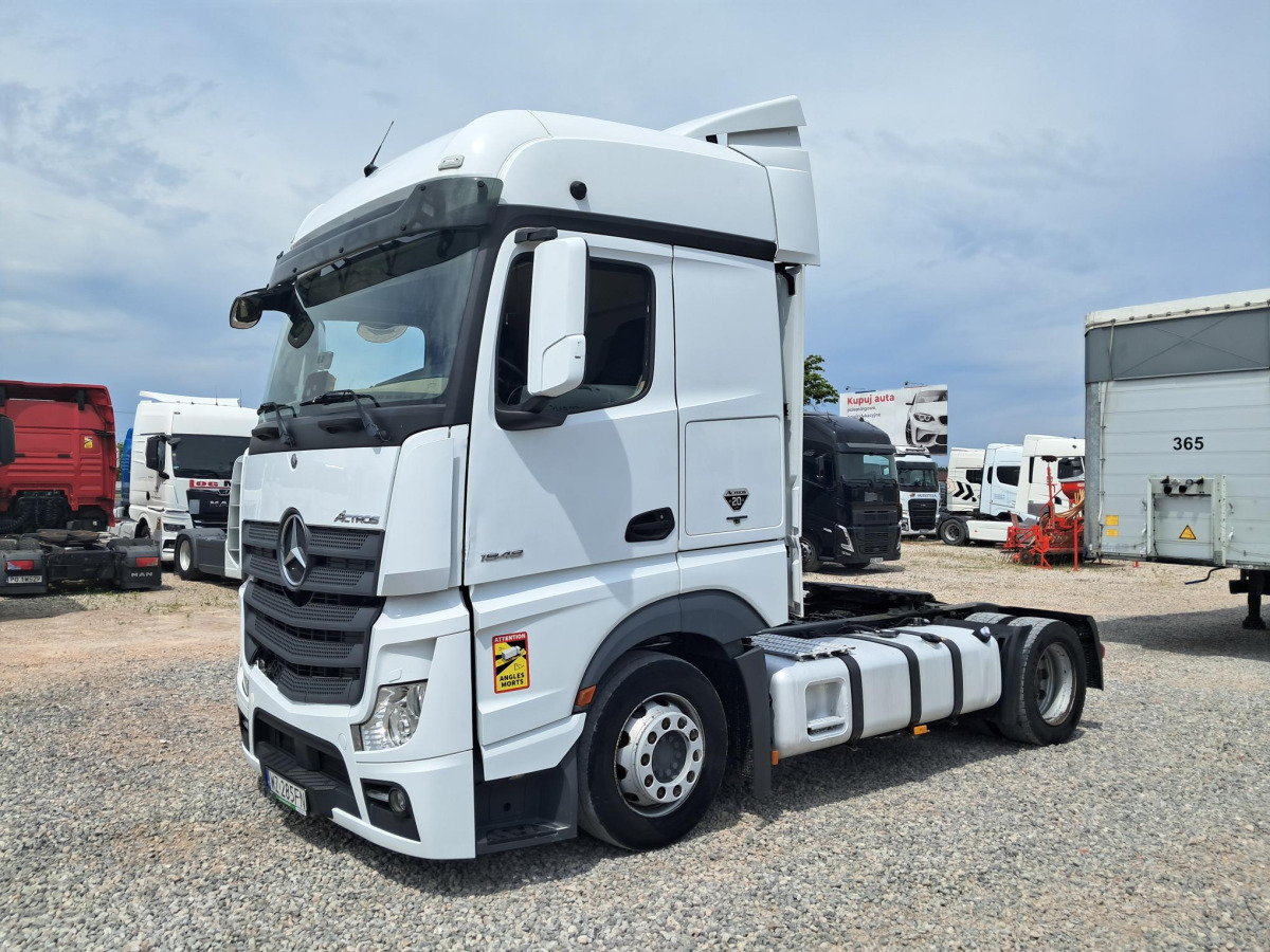 MERCEDES BENZ ACTROS CIĄGNIK SIODŁOWY - Trekker: afbeelding 3 MERCEDES BENZ ACTROS CIĄGNIK SIODŁOWY - Trekker: afbeelding 3