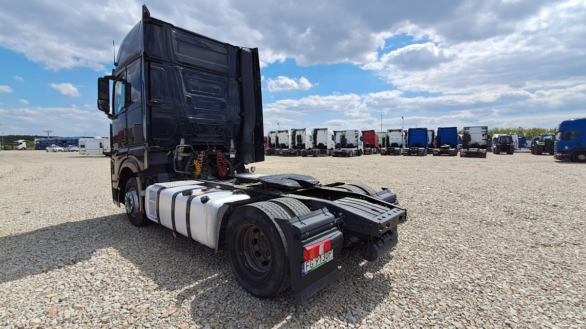 MERCEDES BENZ ACTROS CIĄGNIK SIODŁOWY - Trekker: afbeelding 4 MERCEDES BENZ ACTROS CIĄGNIK SIODŁOWY - Trekker: afbeelding 4