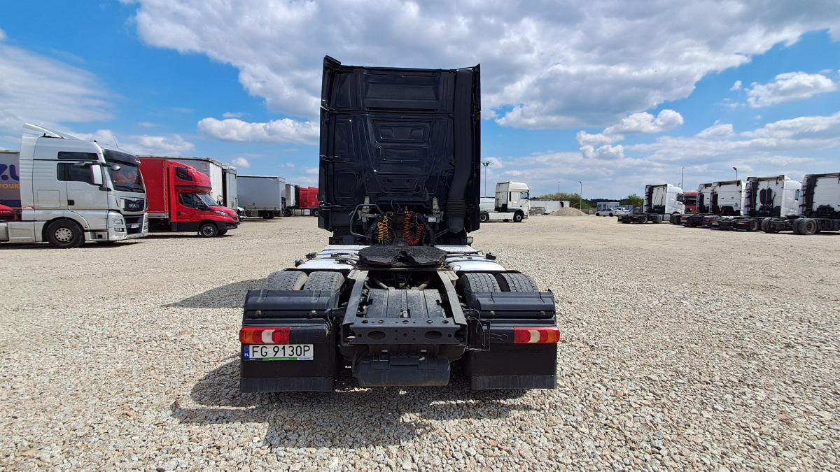 MERCEDES BENZ ACTROS CIĄGNIK SIODŁOWY - Trekker: afbeelding 5 MERCEDES BENZ ACTROS CIĄGNIK SIODŁOWY - Trekker: afbeelding 5