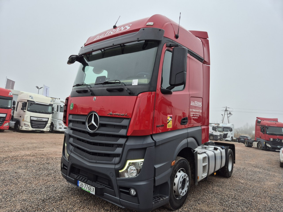 MERCEDES BENZ ACTROS CIĄGNIK SIODŁOWY - Trekker: afbeelding 3 MERCEDES BENZ ACTROS CIĄGNIK SIODŁOWY - Trekker: afbeelding 3