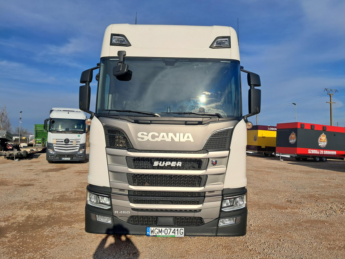 SCANIA R450 CIĄGNIK SIODŁOWY - Trekker: afbeelding 3 SCANIA R450 CIĄGNIK SIODŁOWY - Trekker: afbeelding 3