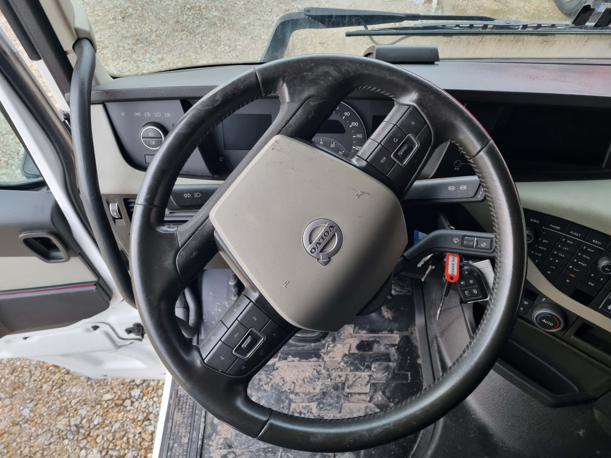 Trekker VOLVO FH 460 CIĄGNIK SIODŁOWY: afbeelding 9