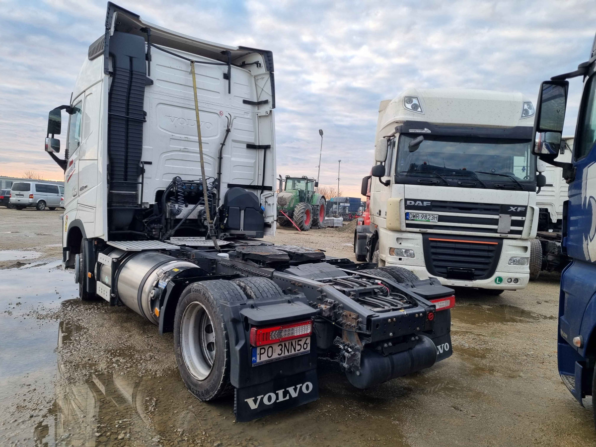 VOLVO FH 460 CIĄGNIK SIODŁOWY - Trekker: afbeelding 5 VOLVO FH 460 CIĄGNIK SIODŁOWY - Trekker: afbeelding 5