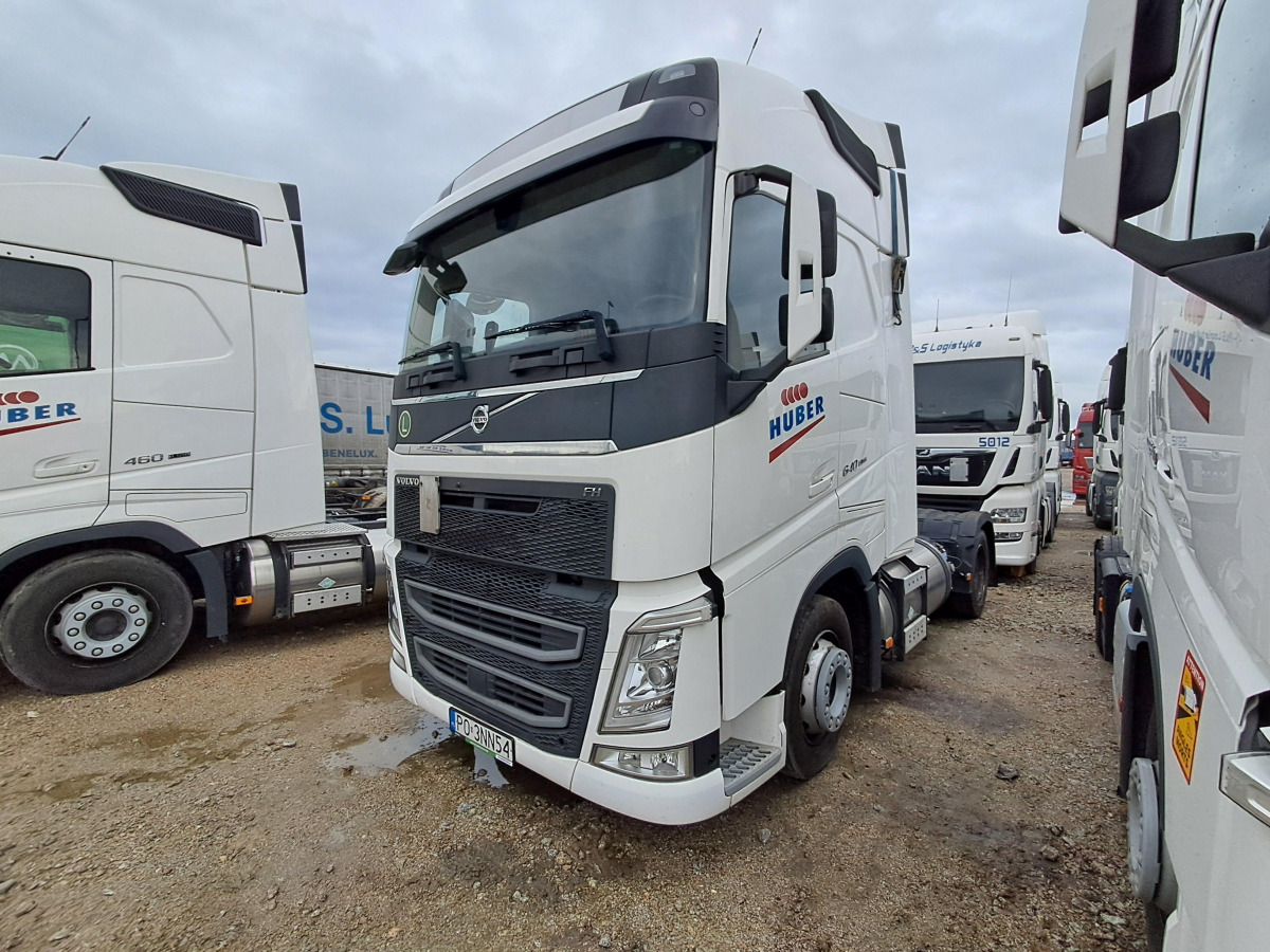 VOLVO FH 460 CIĄGNIK SIODŁOWY - Trekker: afbeelding 3 VOLVO FH 460 CIĄGNIK SIODŁOWY - Trekker: afbeelding 3