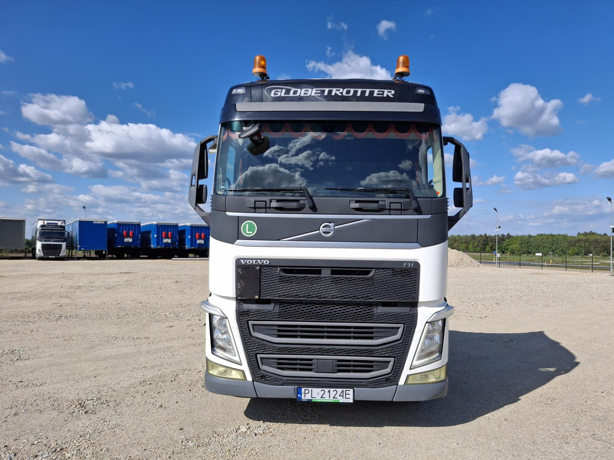 VOLVO FH CIĄGNIK SIODŁOWY - Trekker: afbeelding 3 VOLVO FH CIĄGNIK SIODŁOWY - Trekker: afbeelding 3