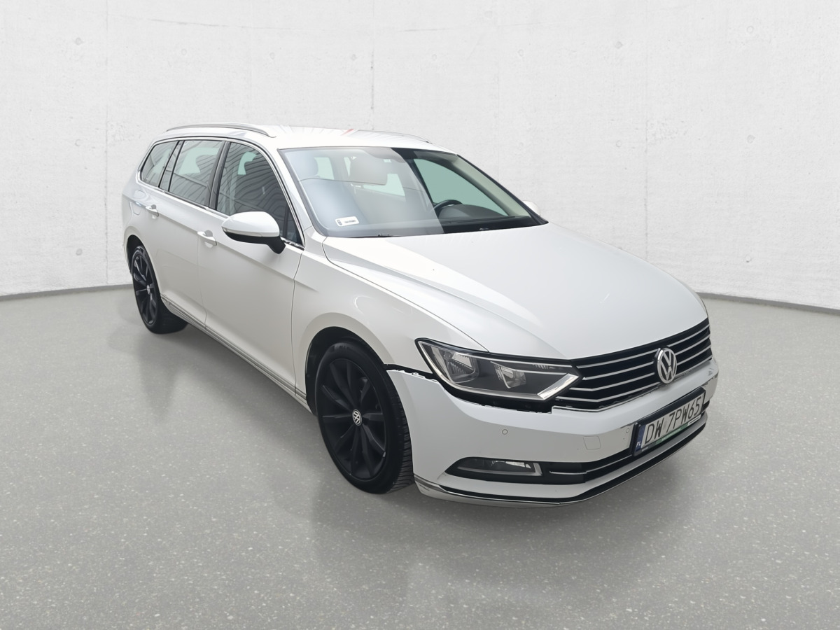 VOLKSWAGEN PASSAT KOMBI - Personenwagen: afbeelding 2 VOLKSWAGEN PASSAT KOMBI - Personenwagen: afbeelding 2