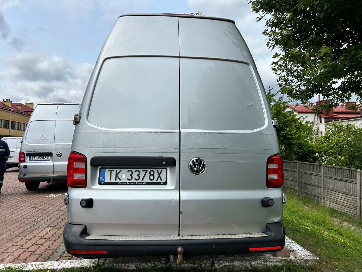 VOLKSWAGEN TRANSPORTER FURGON BLASZAK - Gesloten bestelwagen: afbeelding 3 VOLKSWAGEN TRANSPORTER FURGON BLASZAK - Gesloten bestelwagen: afbeelding 3