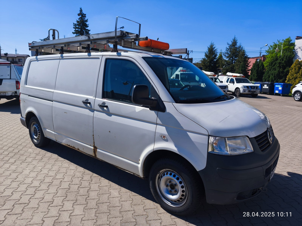 VOLKSWAGEN TRANSPORTER FURGON BLASZAK - Gesloten bestelwagen: afbeelding 1 VOLKSWAGEN TRANSPORTER FURGON BLASZAK - Gesloten bestelwagen: afbeelding 1